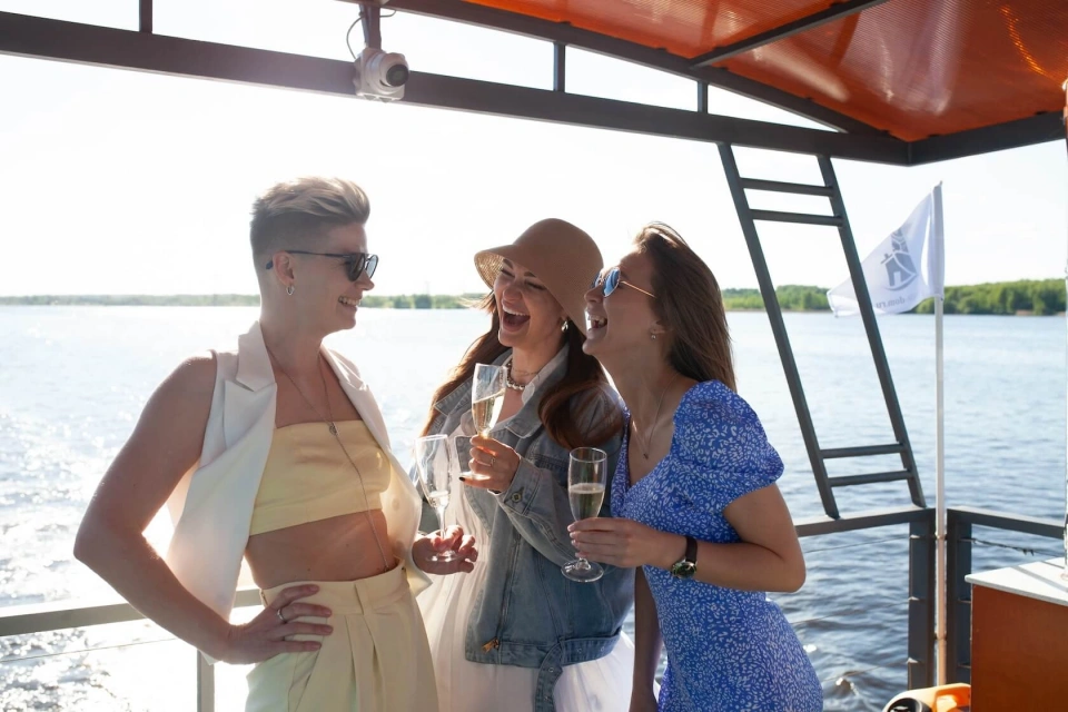 Фотографии<br/> наших гостей